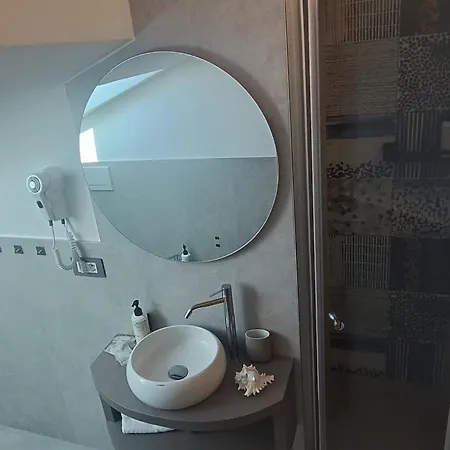 Cannes Hotell 3*